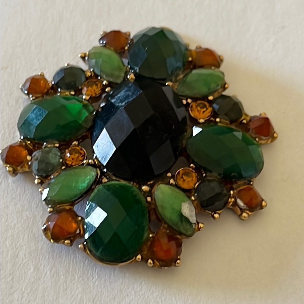 Elegant Green and Gold Brooch vintage rhinestone necklace pendant
